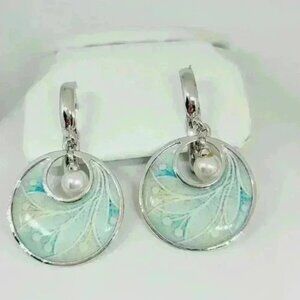 NWOT Beautiful Round Colorful Pearl Earrings